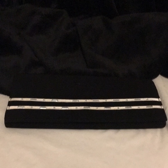 Fifth Sunday Exclusive Vintage Black Velvet Clutch white stripe & silver stripe - Picture 1 of 8